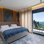 Blue Sunset - Stunning Sea View Luxury With Private Heated Pool Brsečine