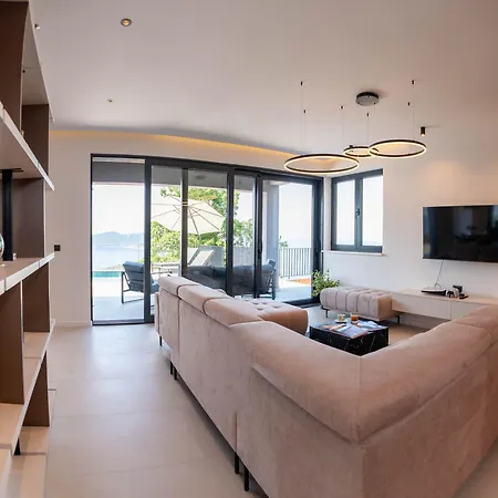 Blue Sunset - Stunning Sea View Luxury With Private Heated Pool Vila *