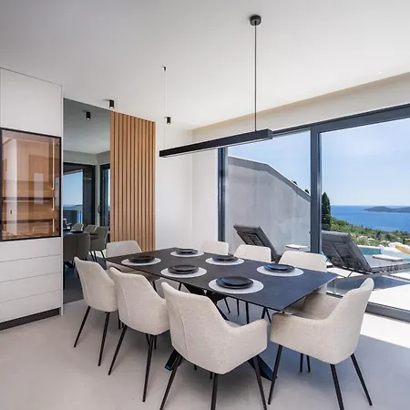 Villa Blue Sunset - Stunning Sea View Luxury With Private Heated Pool Brsecine