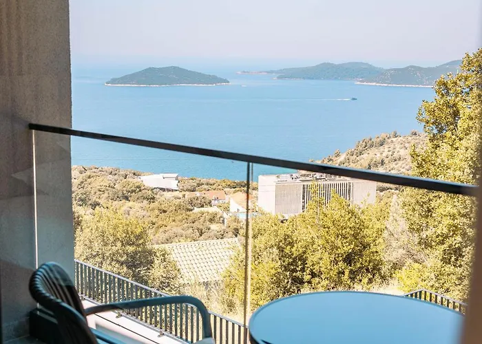 Blue Sunset Villa