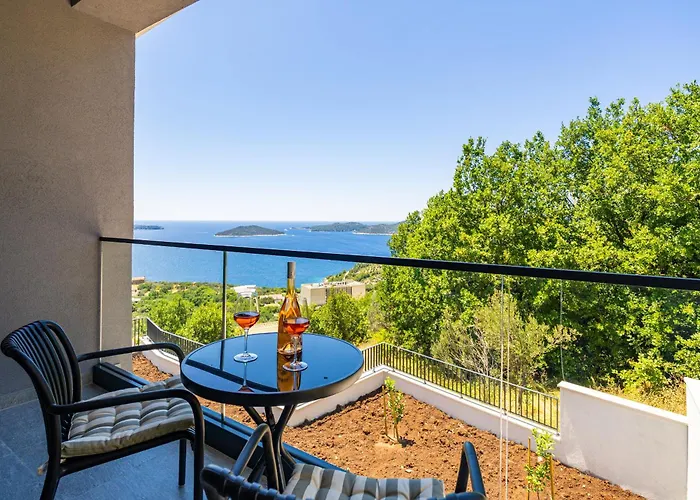 Blue Sunset Villa