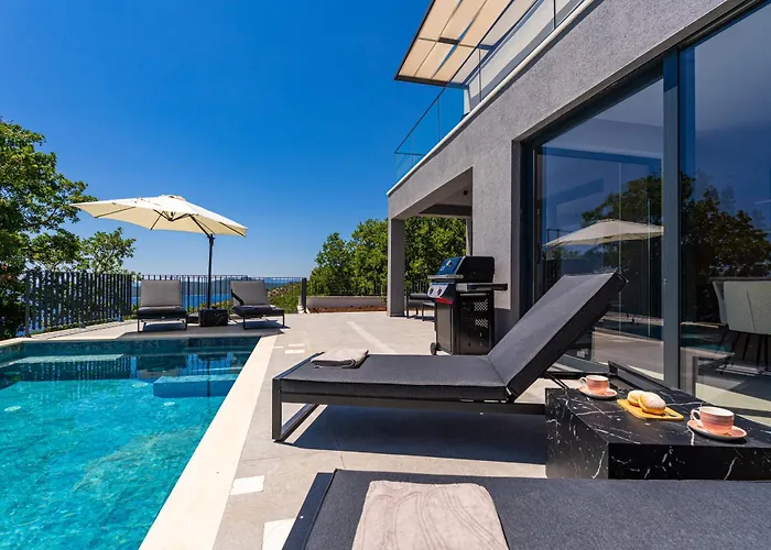 Villa Blue Sunset